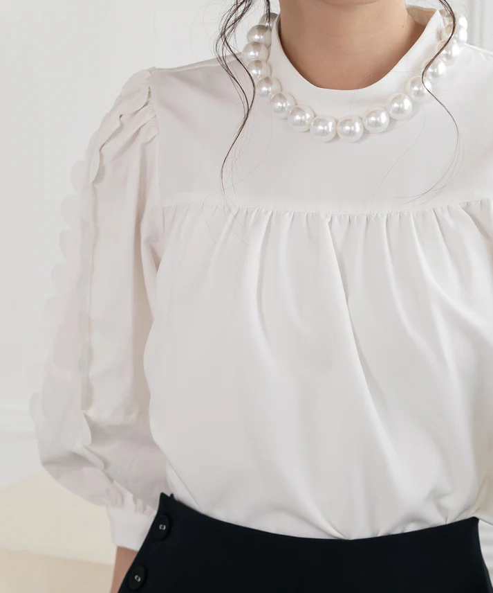 sleeve scalloped blouse-white white